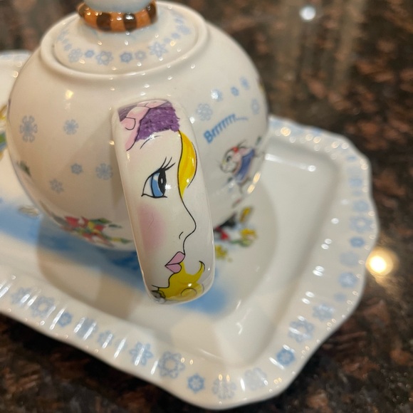 Alice in Wonderland cafe by Paul Cardeau teapot and platter - Picture 3 of 9